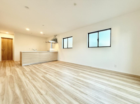 ӊ X[p[ 751m Ȃ≡lwOX