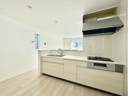 �L�b�`�� �����������������Ɗy�����Ȃ�A���K�ȃL�b�`�����