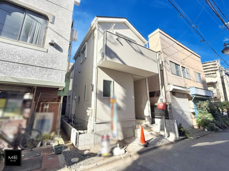 ���n�O�ώʐ^ �O�ρ��V������炵���n�܂�ꏊ�ŁA�Ƒ����J��[�߂�