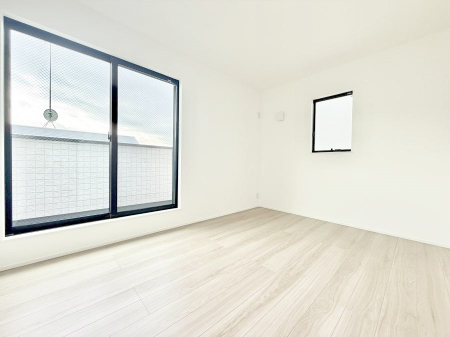 ���̑����� ������2�ʍ̌��Ŗ��邢�����I