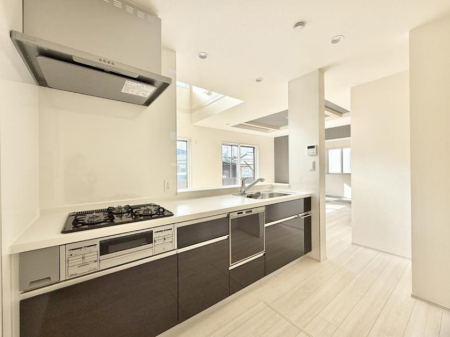 �L�b�`�� �������V���v���Ŕ������S�n�悢���Ԃ𐶂ރL�b�`�����