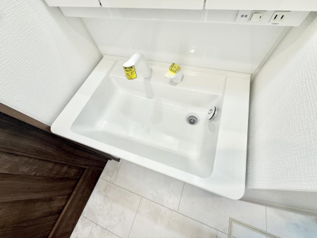 ̑ ݔ􂢂􂤎KɎg֗ȃV[