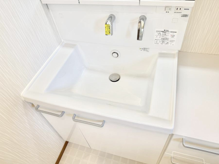 ̑ ݔ􂢂􂤎KɎg֗ȃV[