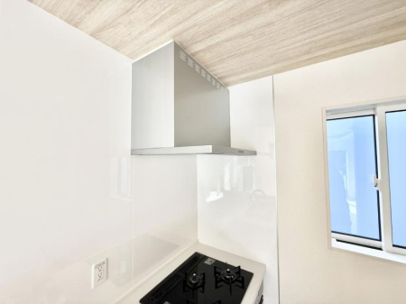 ���̑����� �ݔ����������̏��C����������C��ɗU������A�����I�ɔr�����ł��܂��B