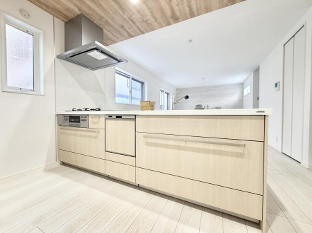 �L�b�`�� �����������������Ɗy�����Ȃ�A���K�ȃL�b�`�����