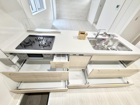 �L�b�`�� �������V���v���Ŕ������S�n�悢���Ԃ𐶂ރL�b�`�����