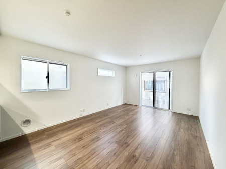 ���r���O �傫�ȑ�����������薾�邢��Ԃł��������������܂�