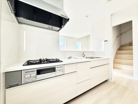 �L�b�`�� �������Ƒ����J��[�߂�A������̂���L�b�`��