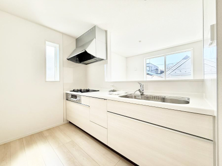 �L�b�`�� �����������������Ɗy�����Ȃ�A���K�ȃL�b�`�����