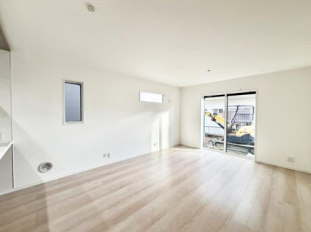 ���r���O �������Ƒ��̏΂������������Ă��閾�邭�L�����r���O�@����܂��I  