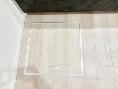 ���̑����� �ݔ����������~�H�i�̕ۑ������S�̏������[