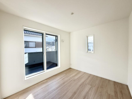 ���̑����� �傫�ȑ��͊J����������A���邳�ʕ��o�b�`���ł�  