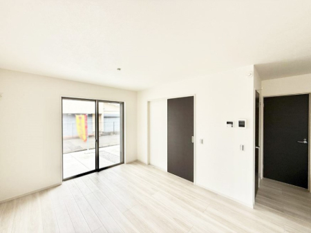 ���̑����� �������Ƒ��̏Ί炪���ӂ��A���났�̋��