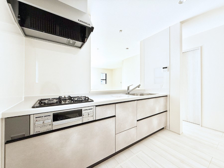 �L�b�`�� �������Ƒ����J��[�߂�A������̂���L�b�`��