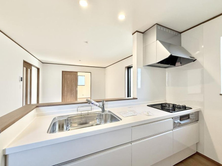 �L�b�`�� ���������y���݂ƐH�ׂ�K����͂���L�b�`��