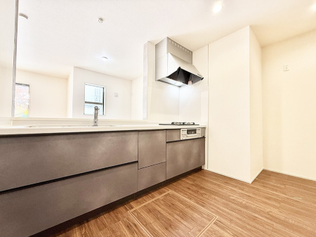 Lb` ƑƂȂAR~jP[V̏