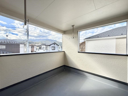 �o���R�j�[ �������V����C�ɂ������󕨂�������C���i�[�o���R�j�[�I  