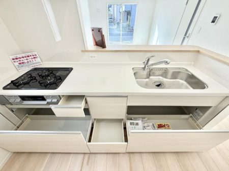 �L�b�`�� ���������[�͖L�x�ȃV�X�e���L�b�`���ł��I  