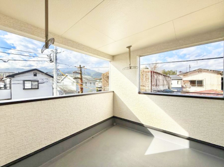 �o���R�j�[ �������V����C�ɂ������󕨂�������C���i�[�o���R�j�[�I  