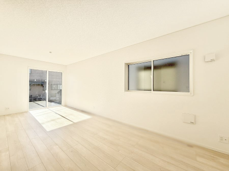 ���r���O ���������R�Ɖ�b�����܂��A�S�n�悢�ЂƂƂ�