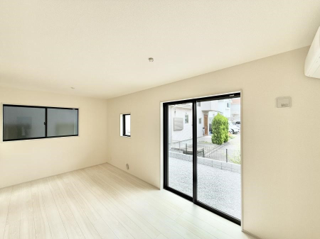 rO Cɓ̏ꏊŁÂтƂԂ