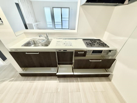 �L�b�`�� �������A�C�f�A�L����A�N���G�C�e�B�u�ȗ������