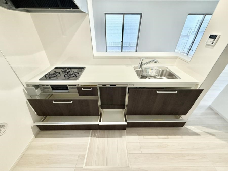 �L�b�`�� �������Ƒ��ƂȂ���A�R�~���j�P�[�V�����̏�