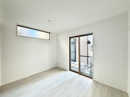 �Q�� �������傫�ȑ��͊J����������A���邳�ʕ��o�b�`���ł�