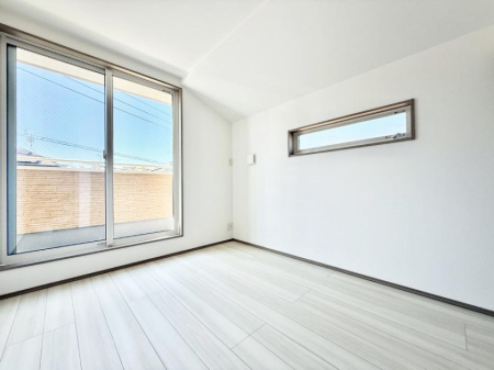 �Q�� �傫�ȑ��͊J����������A���邳�ʕ��o�b�`���ł�