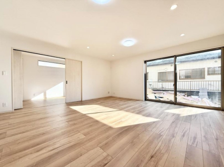 ���̑����� �������Ƌ��u���Ă��������߂�����L���̃��r���O  