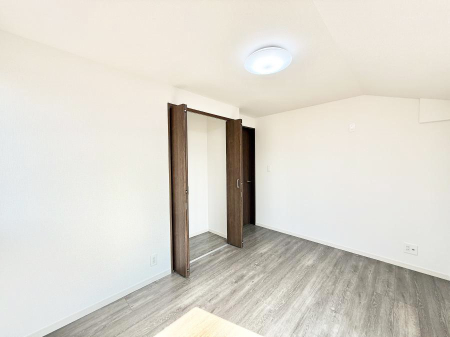 �q������ �������Ƌ�⃌�C�A�E�g�����R�ɔz�u�ł��邽�ߎg�����肪�ǂ����K�ɉ߂����܂�