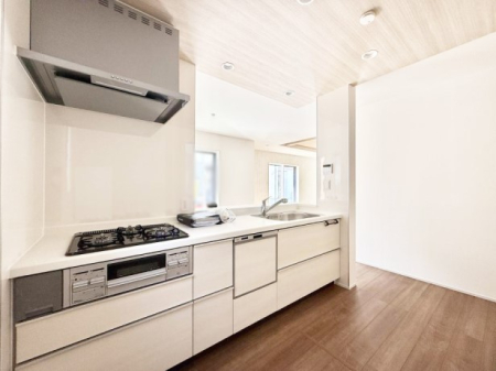 �L�b�`�� �������Ƒ��ƂȂ���A�R�~���j�P�[�V�����̏�