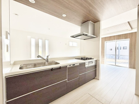 �L�b�`�� �����������������Ɗy�����Ȃ�A���K�ȃL�b�`�����