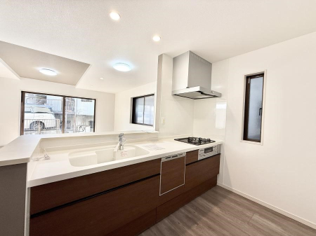 �L�b�`�� �������V���v���Ŕ������S�n�悢���Ԃ𐶂ރL�b�`�����