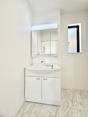 ӊ X[p[ 1200m sA Rz[YX