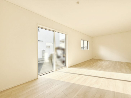 rO 났ƏΊ炪W܂AS܂郊rO