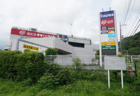 ӊ X[p[ 1000m sA`X