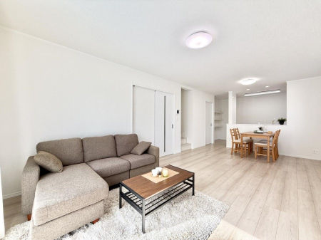 rO 났ƏΊ炪W܂AS܂郊rO