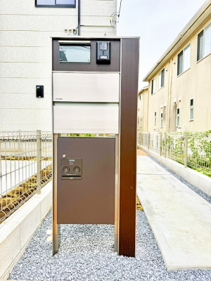 ���̑����� �ݔ����s�ݎ��ł��ו����󂯎���֗��ȑ�z�{�b�N�X