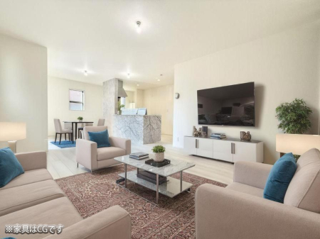 ���r���O ����