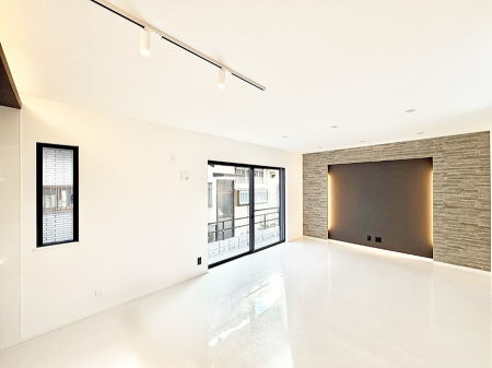 ���r���O ���������̊Ԃɂ��Ƒ����W�܂����Ⴄ����ȃ��r���O�����ł����