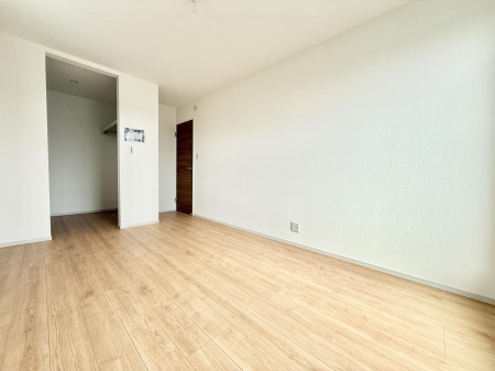 �Q�� ���������̔z�u��ʋC���̗ǂ��݌v�ŕ����̋�C�������炸�A��ɐV�N�ȋ�C������܂�