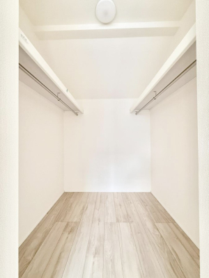 ���[ ����