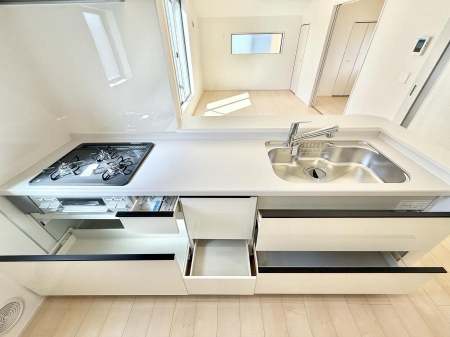 �L�b�`�� �������Ƒ����J��[�߂�A������̂���L�b�`��