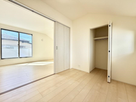 ���̑����� �������D��ŉ��₩�Ȏ��Ԃ��������