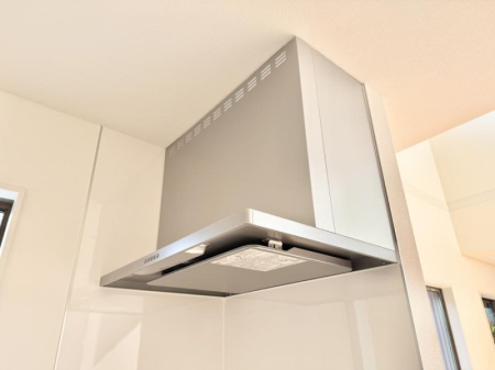 ���̑����� �ݔ����������̏��C����������C��ɗU������A�����I�ɔr�����ł��܂��B