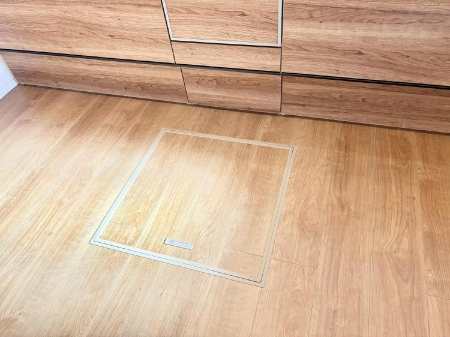 ̑ ݔBꂽ[Xy[XŉƑŜXbL