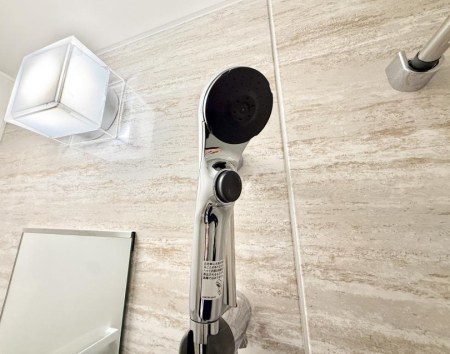 ���̑����� �ݔ����킴�킴�V�����[�����̃��o�[�܂Ŏ��L�΂��K�v���Ȃ��A�ȒP�Ɏ~���ł���