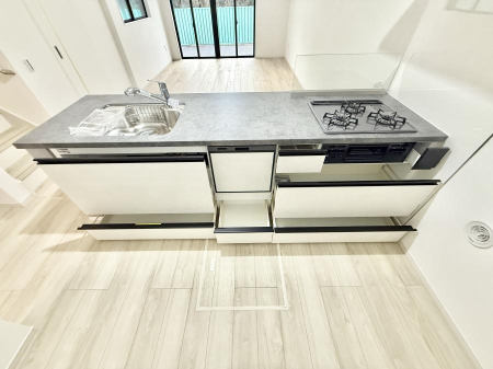 �L�b�`�� �������A�C�f�A�L����A�N���G�C�e�B�u�ȗ������