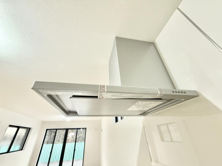 ���̑����� �ݔ����t�[�h�ɕ����Ă���ׁA���������C��ɗU������A�����I�ɔr�����ł��܂�